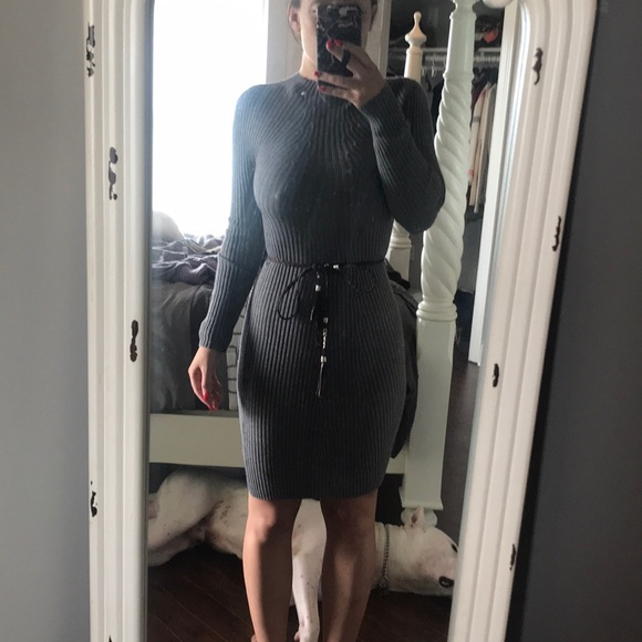 JustFab Dresses & Skirts - JustFab Ribbed Sweater Dress without belt